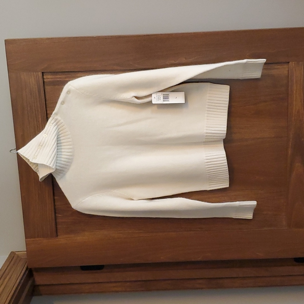 Ralph Lauren turtleneck sweater new with texts